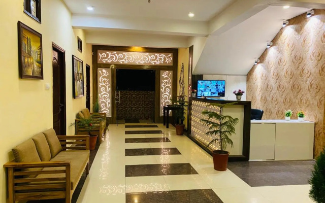 Hotel Nature's Feast