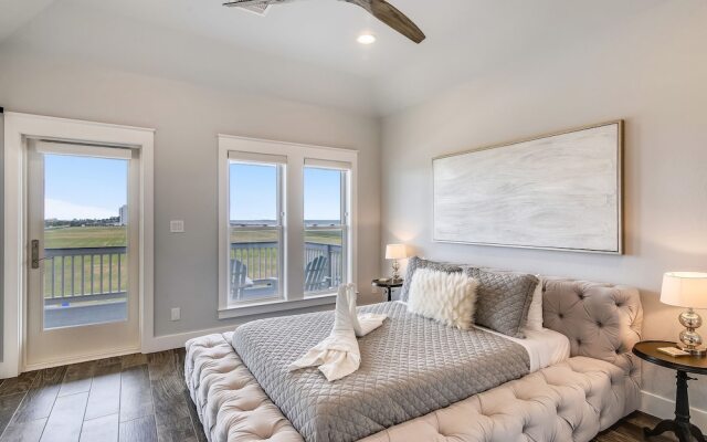 Skin And Bones 4 Bedroom Home