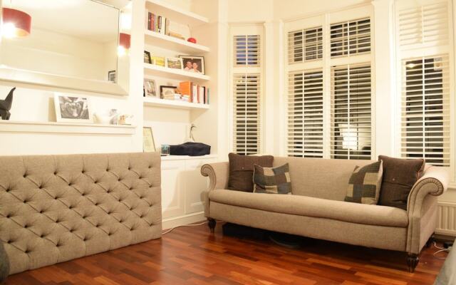 1 Bedroom Flat in West Kensington