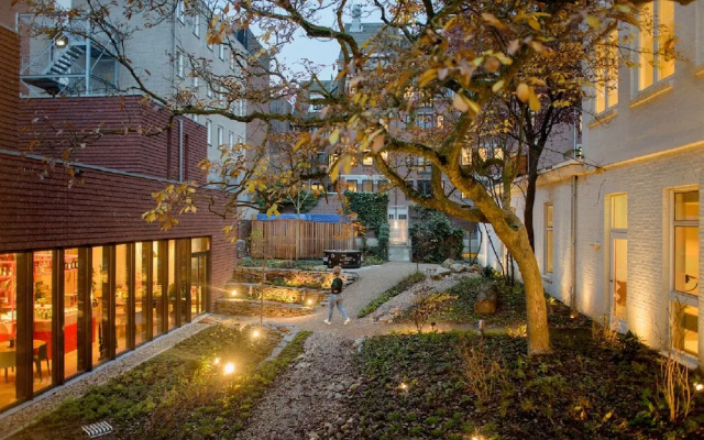 The Green Elephant Hostel & Spa