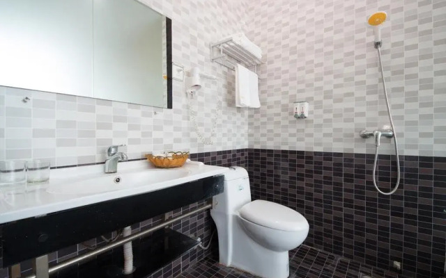 Nest Business Hotel