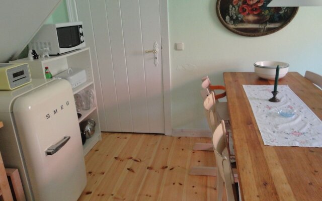 Spacious Apartment With Garden in Boisendorf