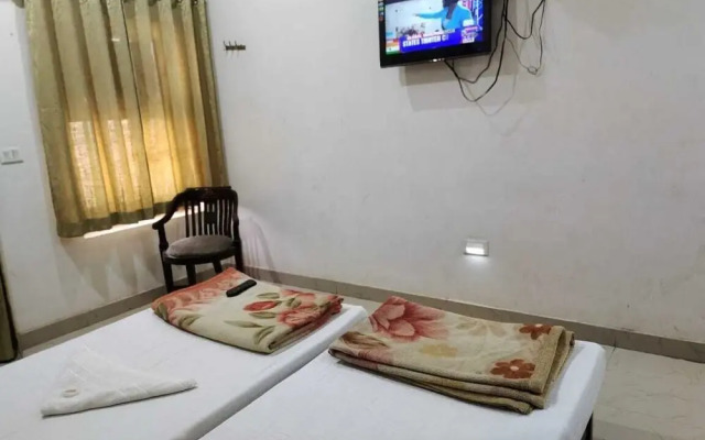 Hotel Shivratri Guest House