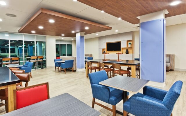 Holiday Inn Express & Suites Cartersville By IHG