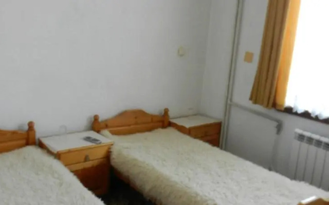 Damianka Guest House