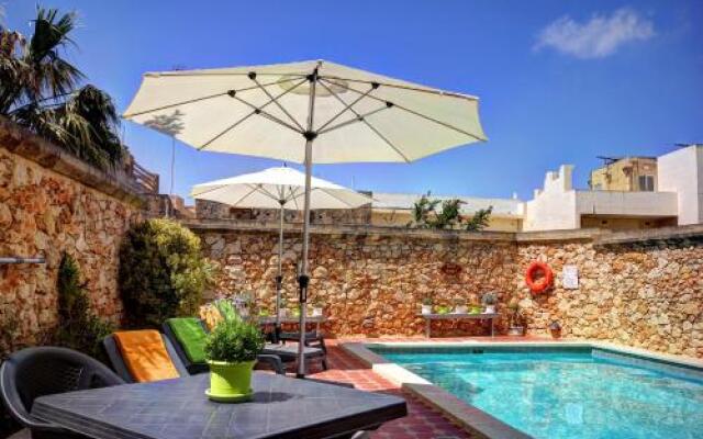 Pearl Of Gozo Adults Only Mini Hotel