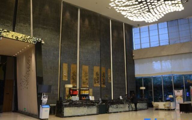 Days Hotel & Suites Liangping