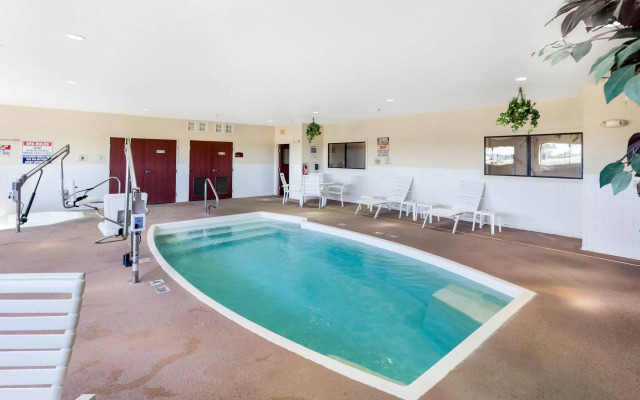 Comfort Suites Plainview