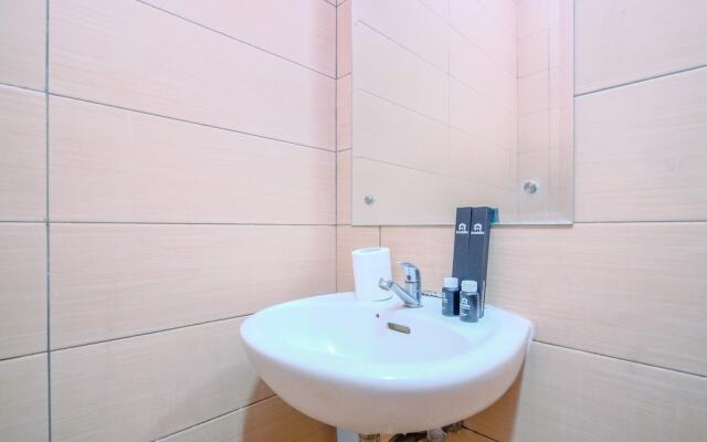 Homey And Cozy Studio Apartment At Margonda Residence 5