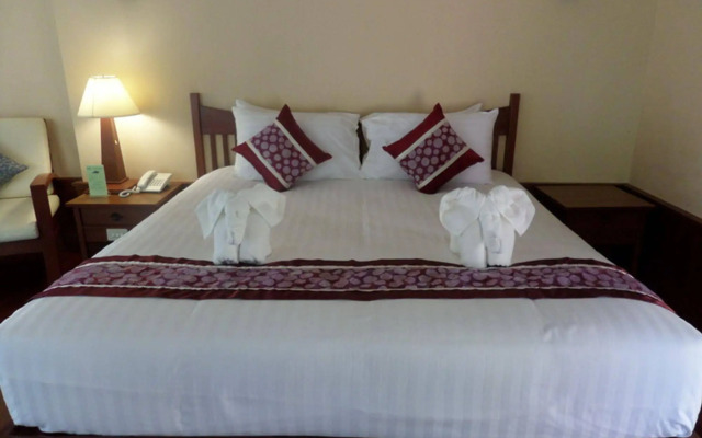 Sappraiwan Elephant Resort & Sanctuary