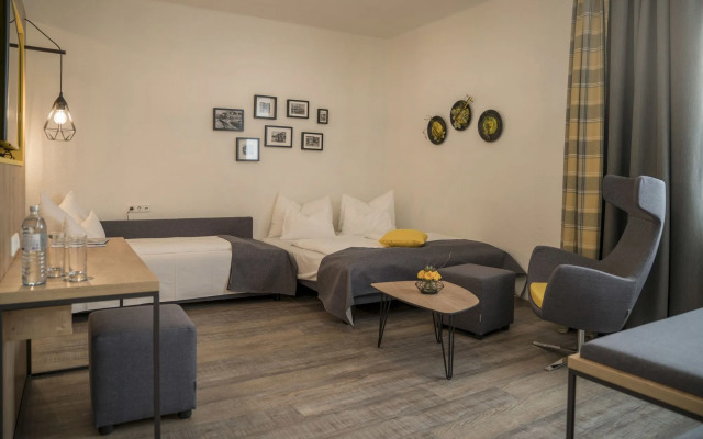 Levy's Rooms & Breakfast