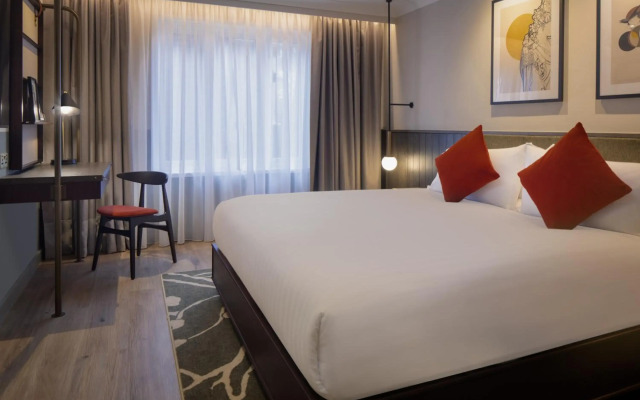 The Samuel Ryder Hotel St Albans, Tapestry Collection Hilton