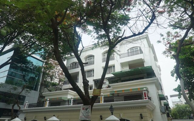 OYO 23194 Hotel Bel Air