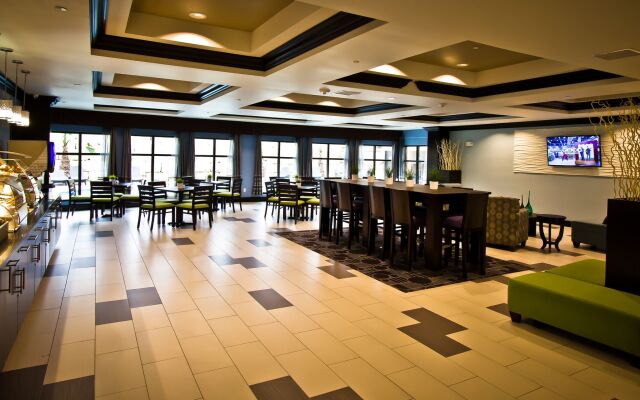 Holiday Inn Express & Suites Austin NW - Lakeway by IHG