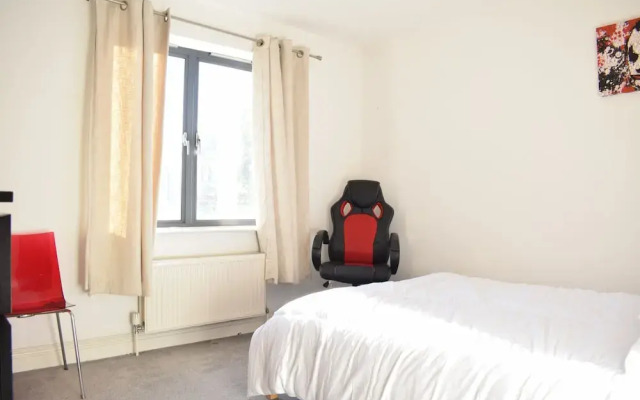 Spacious 2 Bedroom Apartment in Holloway
