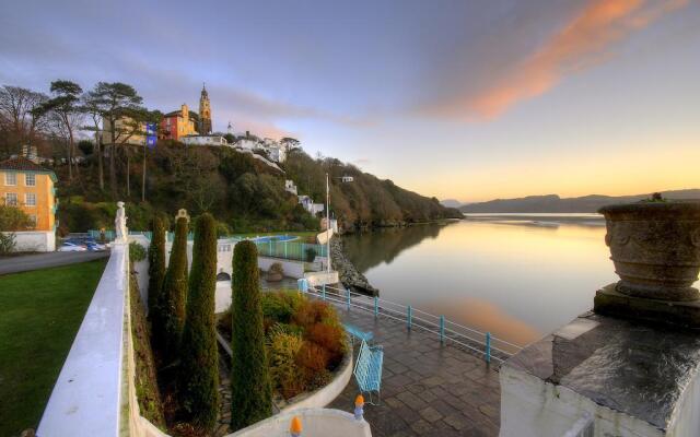 Hotel Portmeirion & Castell Deudraeth