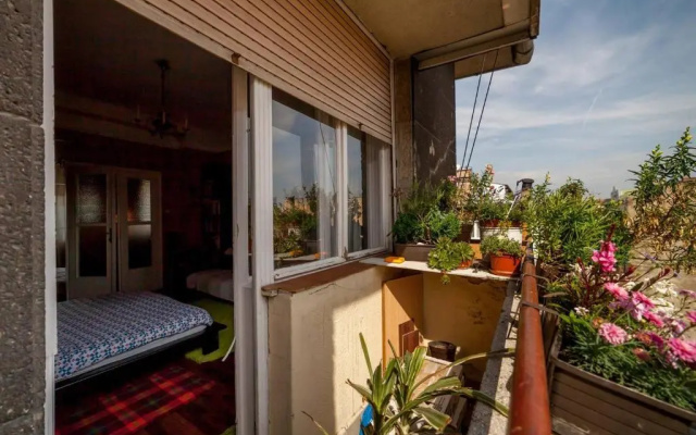 Lonyay Street Apartment