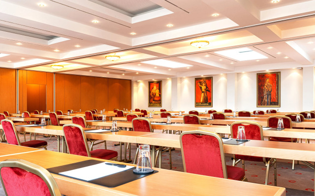 Victor's Residenz - Hotel Schloss Berg