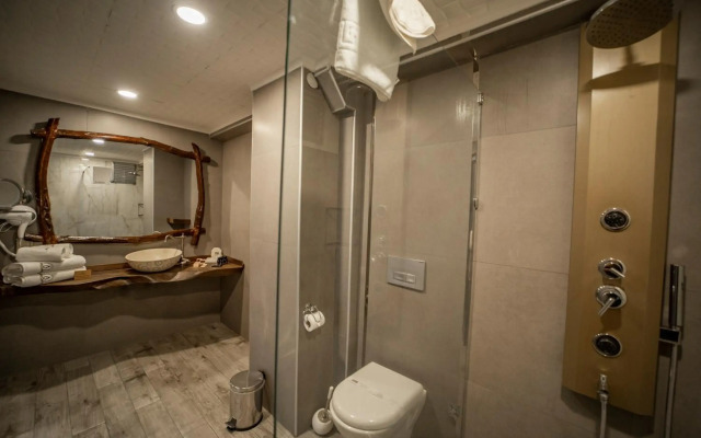 Aksular Hotel