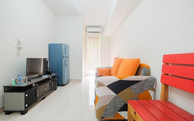 Minimalist 2BR Apartment The Springlake Summarecon