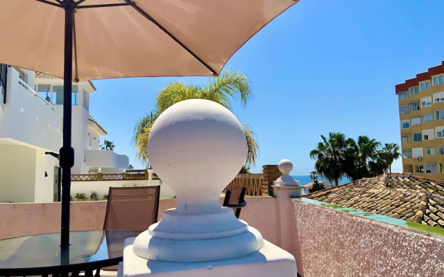 Villa With Pool, Walk to Beach, Restaurants, Shops