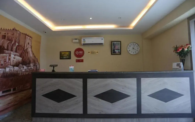 OYO 10222 Hotel Anbu Park