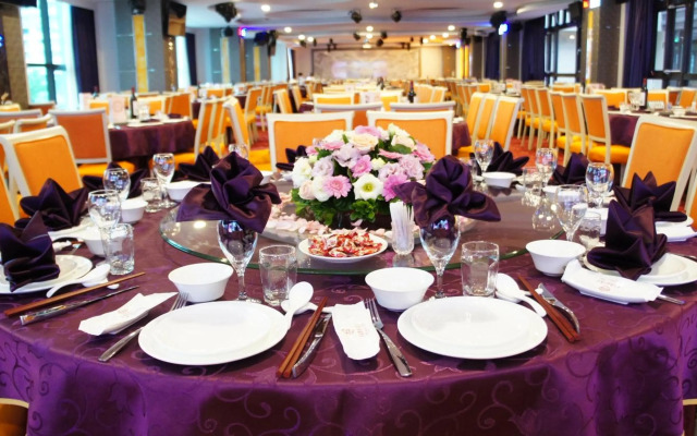 Happiness Inn Xinzhuang