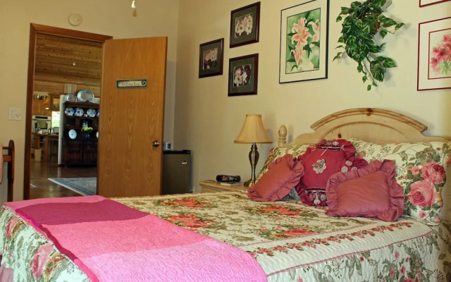 Prow'd House Bed & Breakfast