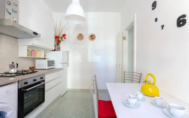 ALTIDO Couzy Flat in Chiavari