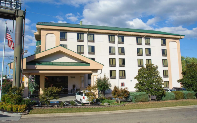 Pigeon River Inn
