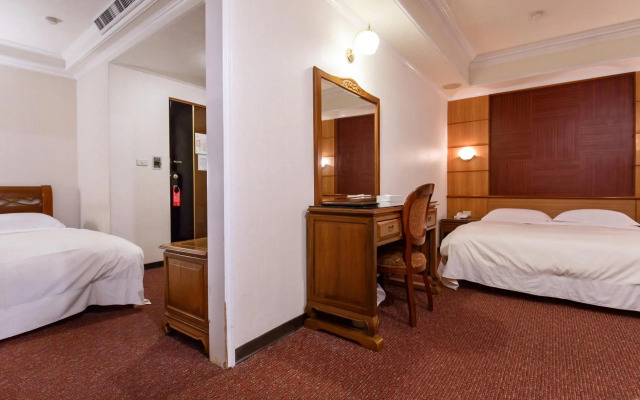 Champion Hotel (Quarantine Hotel)