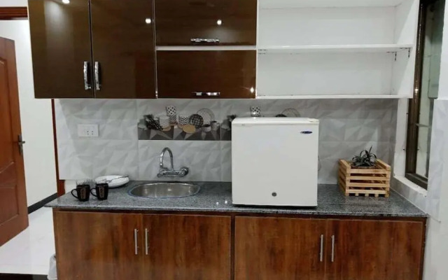 Greenleaf Suites