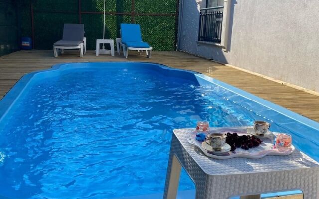 Sapanca Gonul Sofram Bungalow