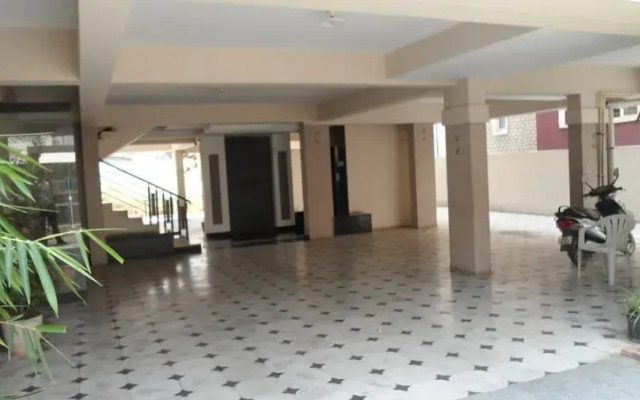 Shade - Premium Suites