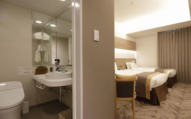 Nippon Seinenkan Hotel