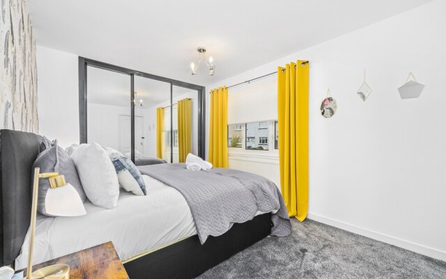 Rothesay House by Klass Living