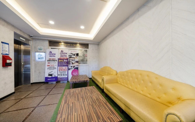 Gwangju Sinandong Qook