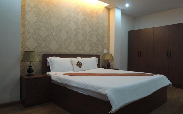 Louis Hotel