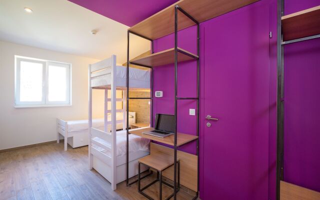 Hostel Link