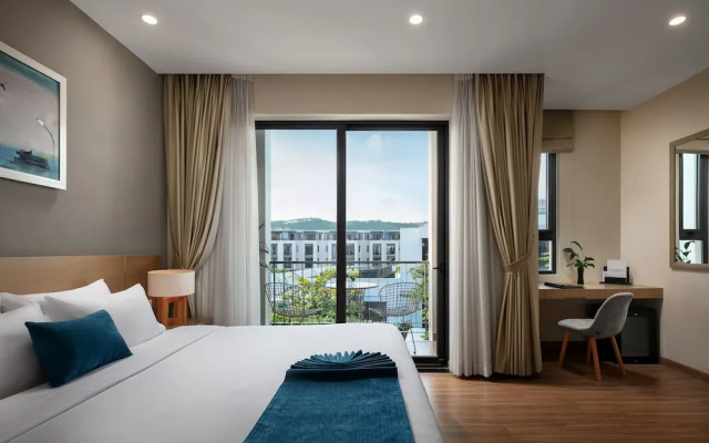 La Batisse Resort Halong