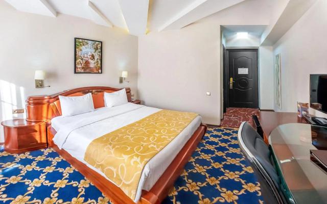 Cron Palace Tbilisi Hotel