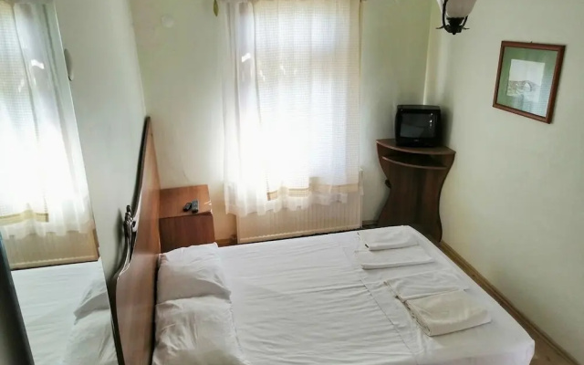 Assos Büyük Yildizsaray Otel