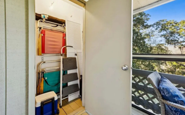 4f Amelia Landings 2 Bedroom Condo