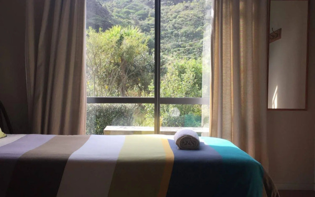 Piha Beachstay - Hostel