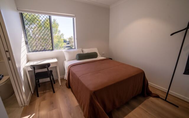 Mackay Adventure Lodge