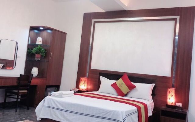 Queen Mộ Lao Hotel