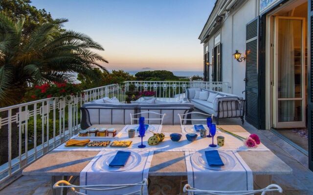 Marechiaro Villa  Relais