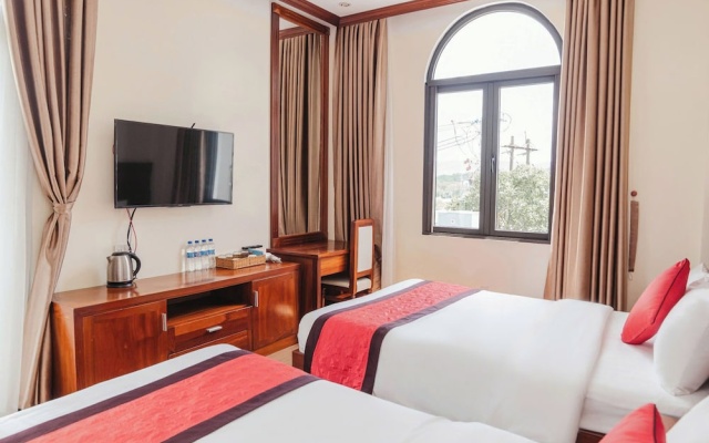 HFlower Grand Villa & Hotel - Da Lat – Guest Rooms – Da Lat