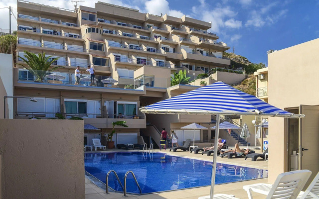 Archipelagos Hotel