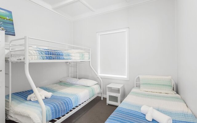 Victoria Parade, 29A